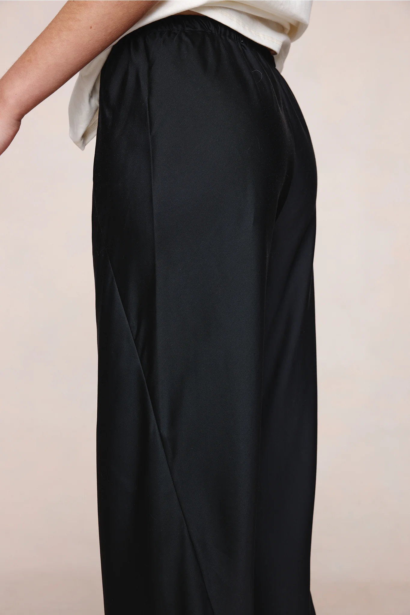 ALICIA PANT - BLACK - Image 5