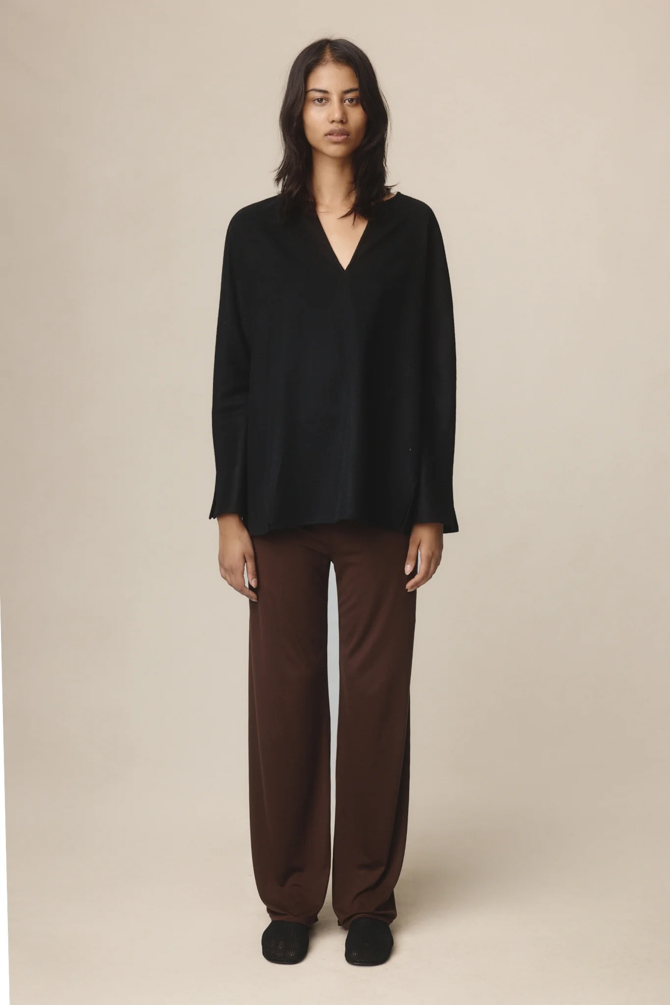ANAH TOP - BLACK - Image 2