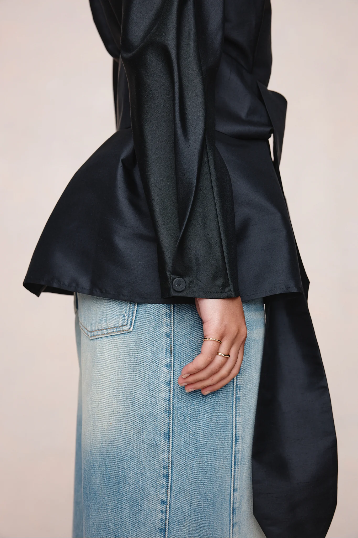 EAMES TOP - BLACK - Image 5