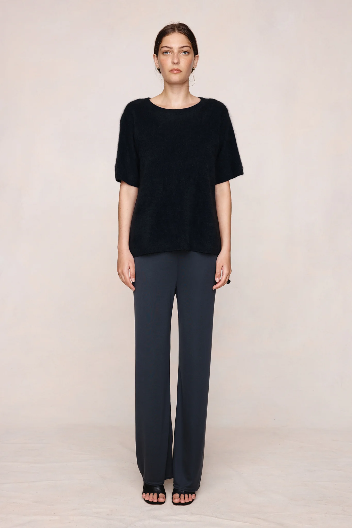 HERA TOP - BLACK - Image 3