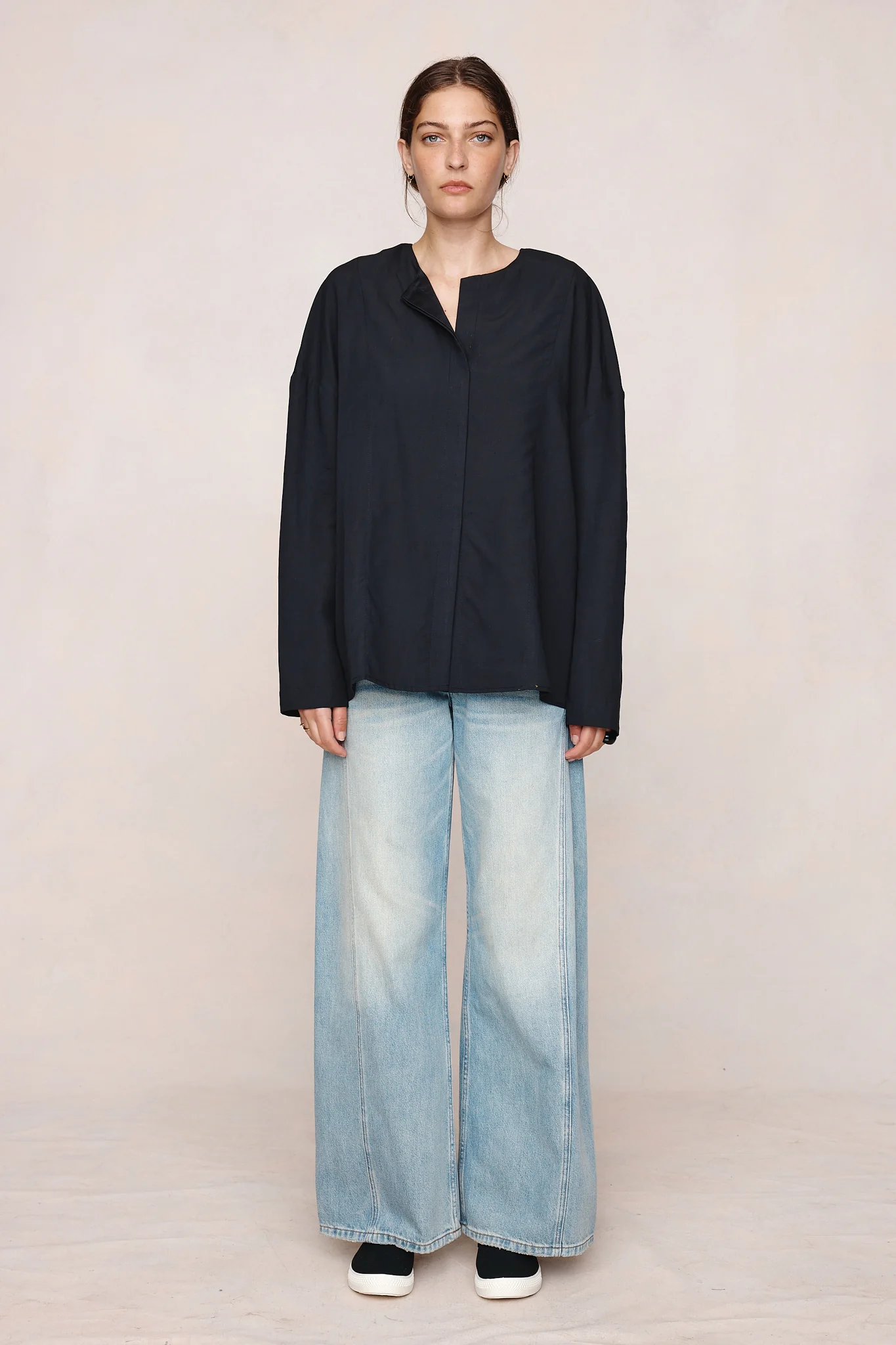 IRVING TOP - BLACK - Image 2