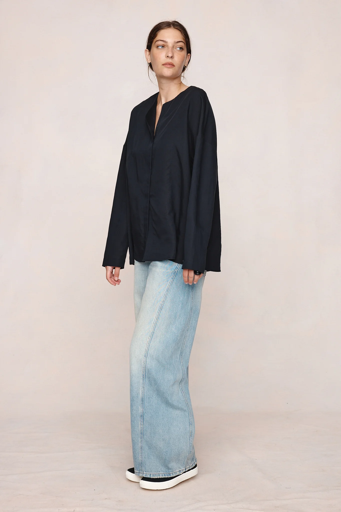 IRVING TOP - BLACK - Image 4