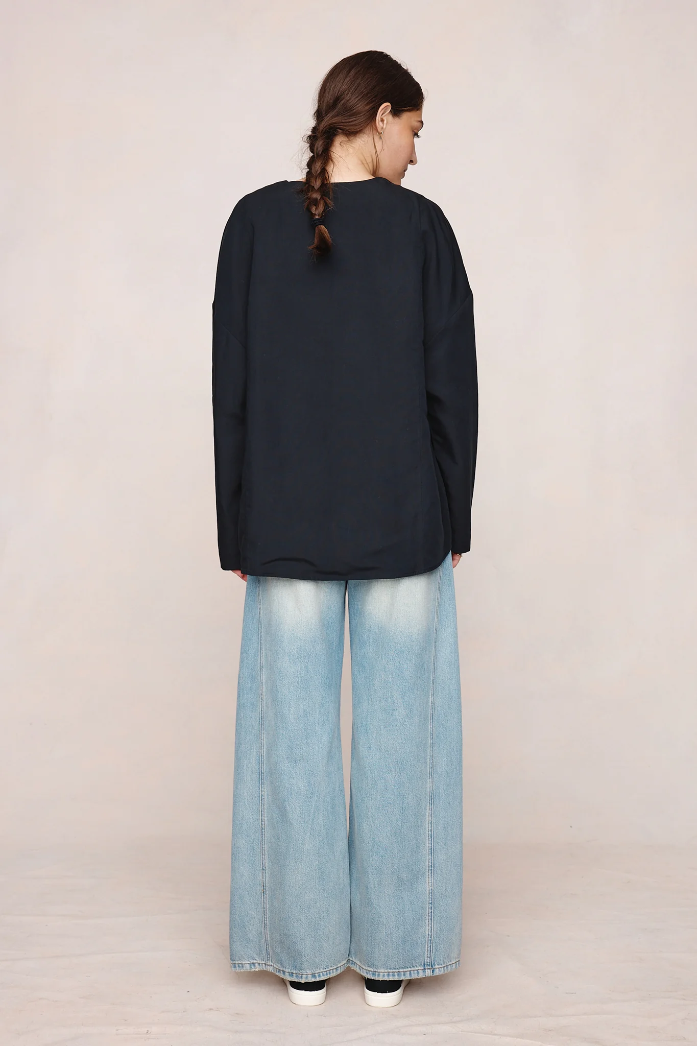 IRVING TOP - BLACK - Image 5