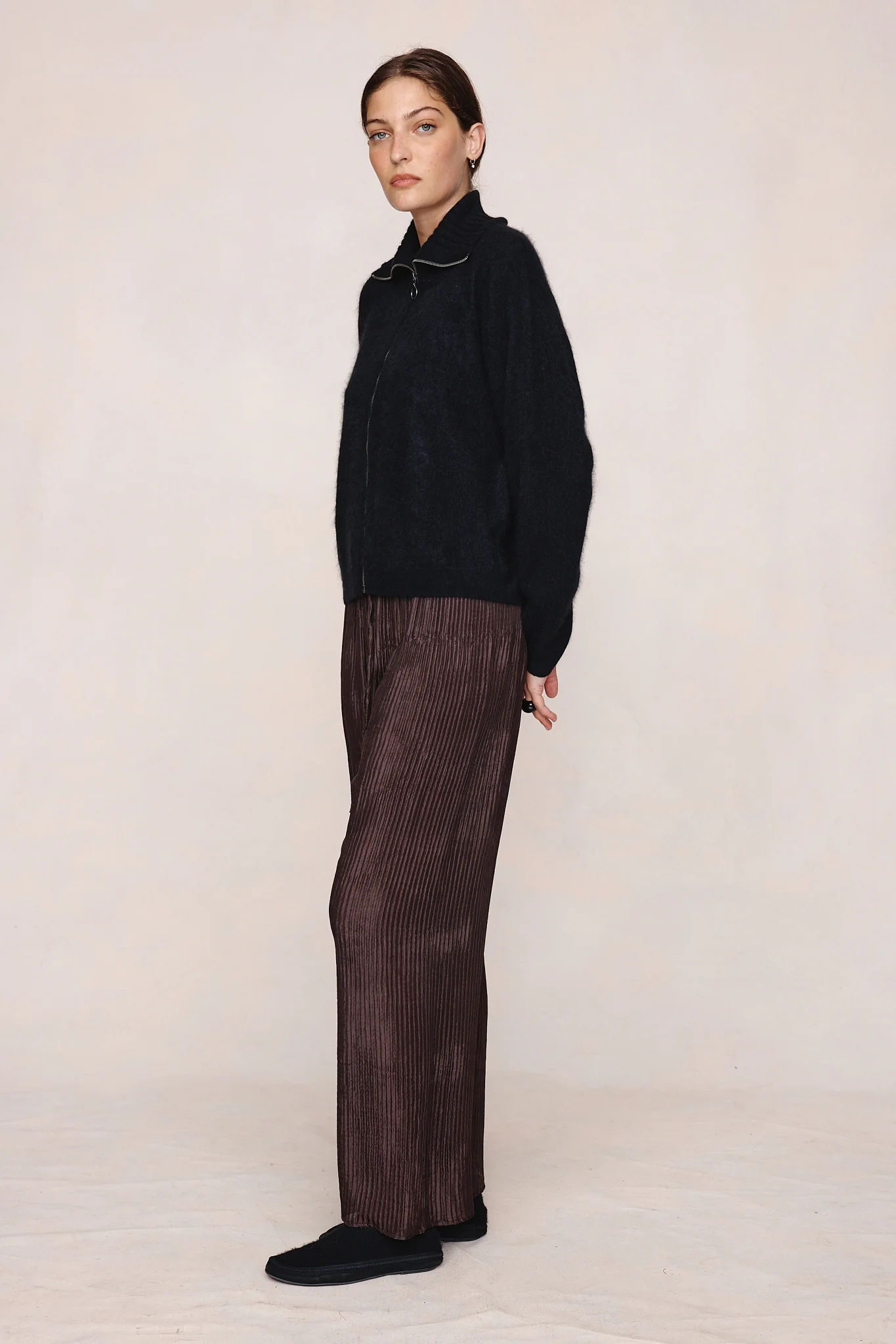 OSCAR ZIP UP - BLACK - Image 3