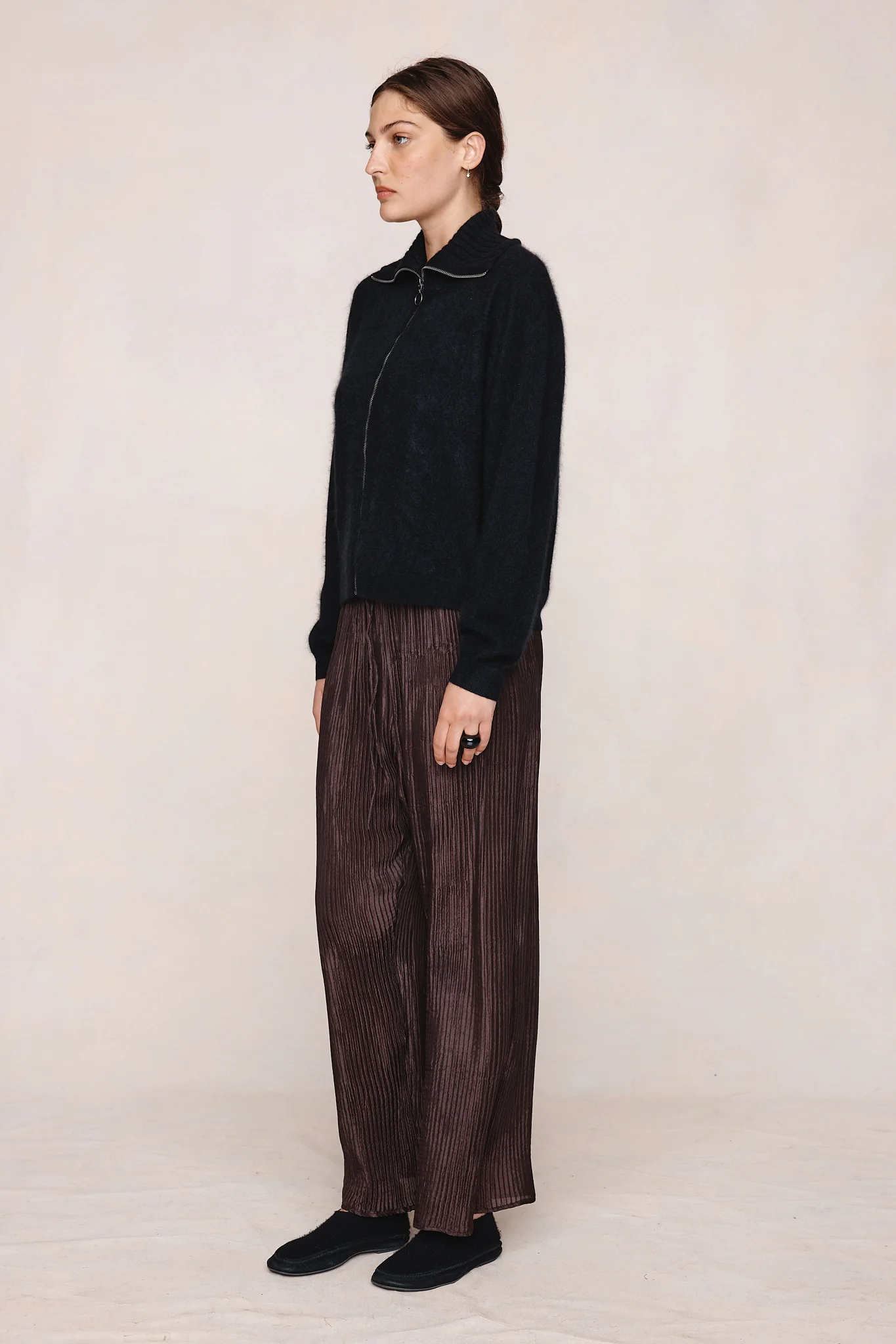 OSCAR ZIP UP - BLACK - Image 4