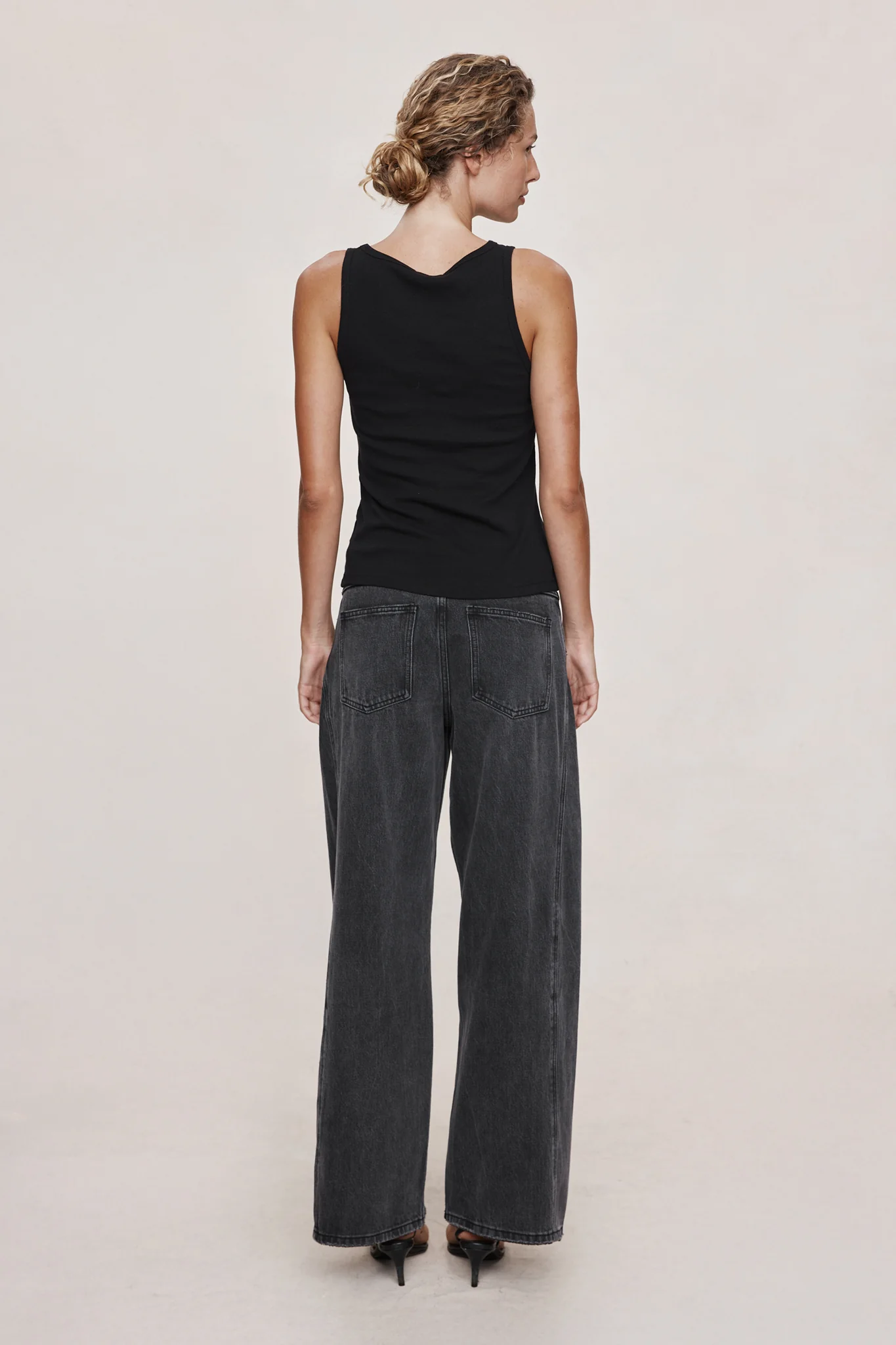 PHOEBE TOP - BLACK - Image 5