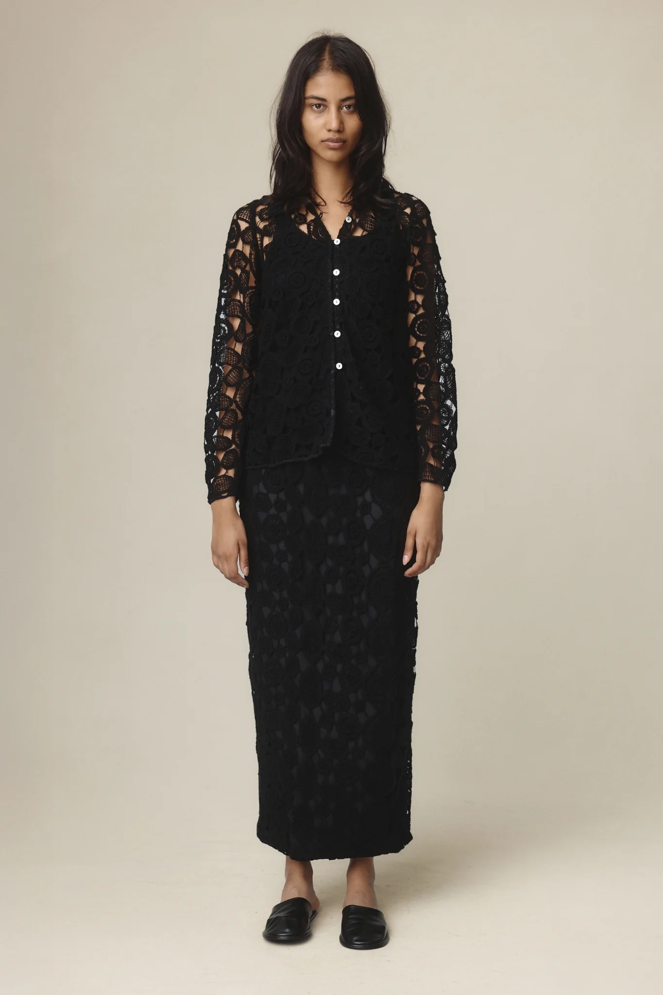 PIERRE TOP - BLACK - Image 2