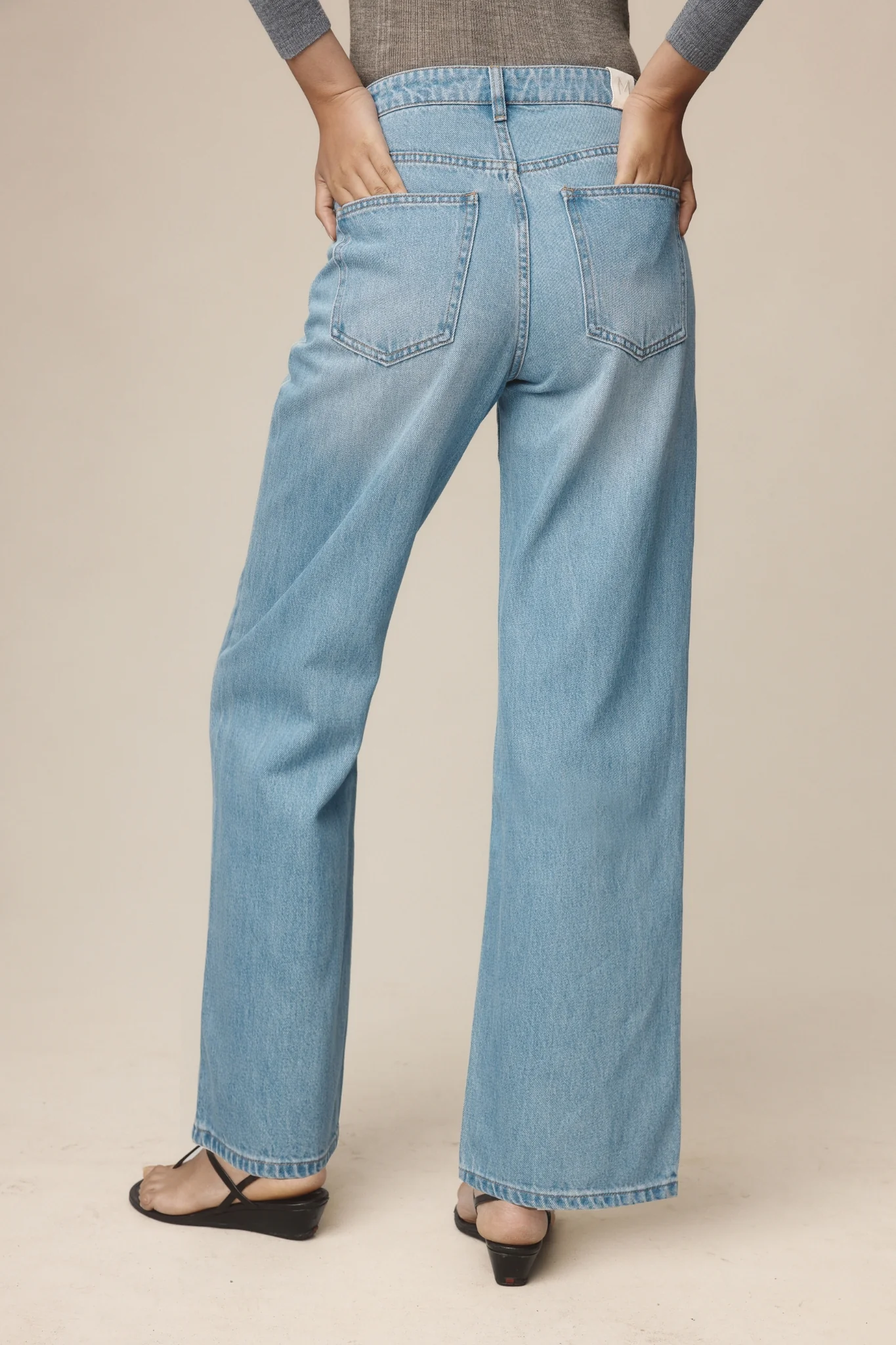 WIDE LEG JEAN - CLASSIC WASH - Image 6